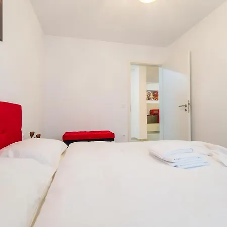 Apartament Coresi Брашов